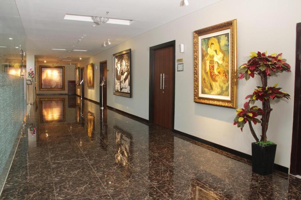 Atrium Premiere Cilacap Buitenkant foto